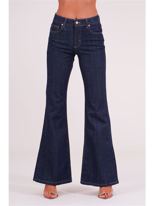 Jeans a zampa